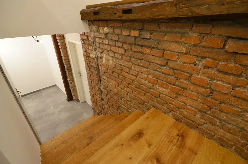 Vstupní prostor s designovými prvky — apartmán A.6 — apartmán A.6